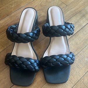 Cushionaire Women’s Sandal